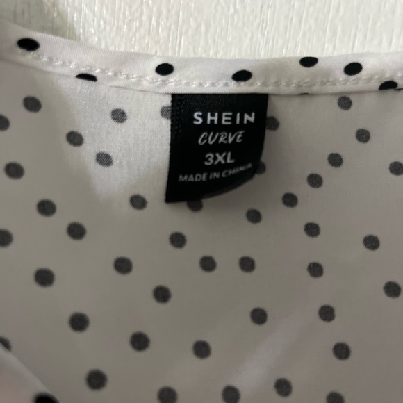 Women’s 3X White Shirt/Blouse by SHEIN - Picture 5 of 7